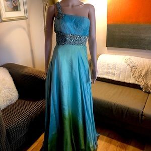 Sherri Hill Prom Dress